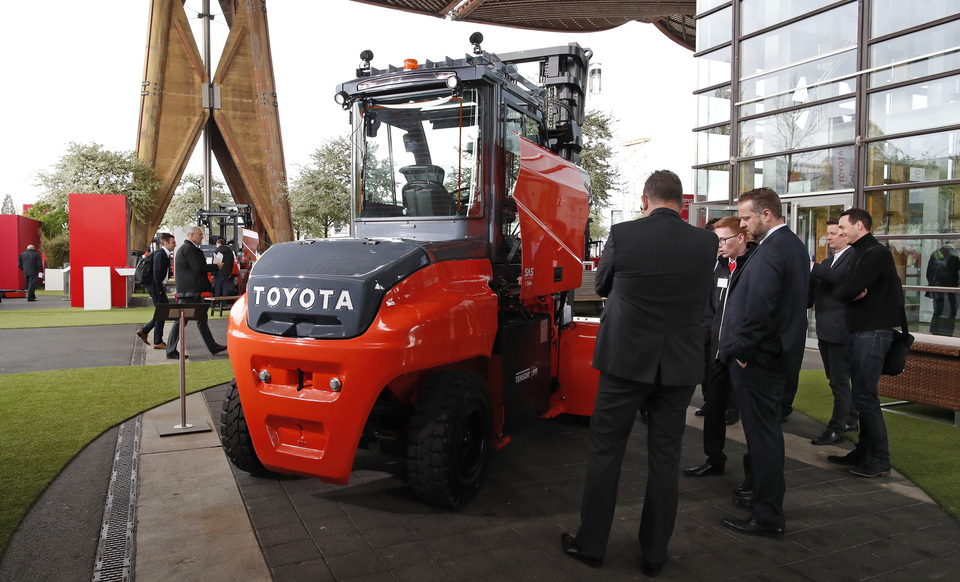 Bild #0 - Toyota Material Handling Europe IS