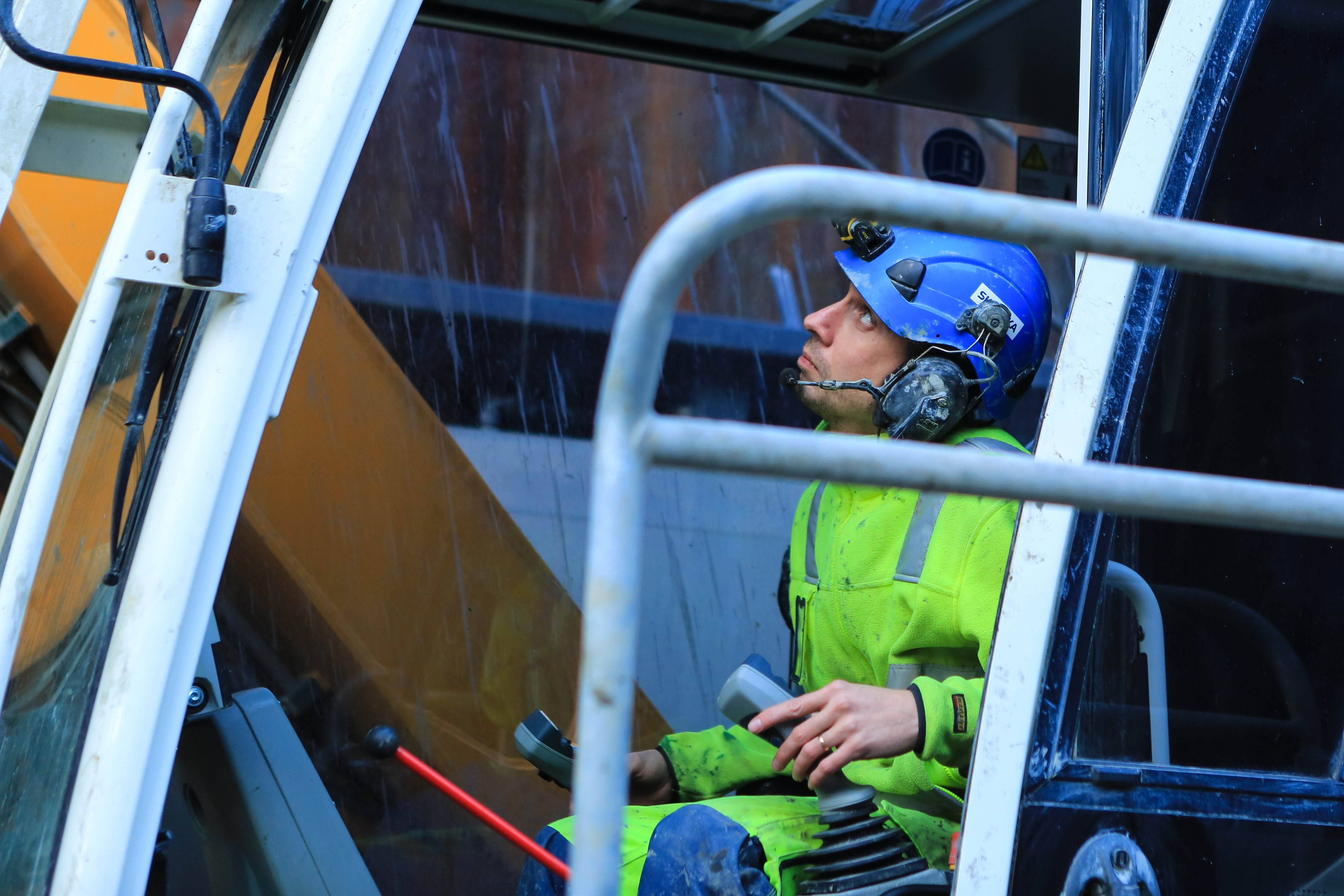 Bild #1 - Skanska Schakt och Transport