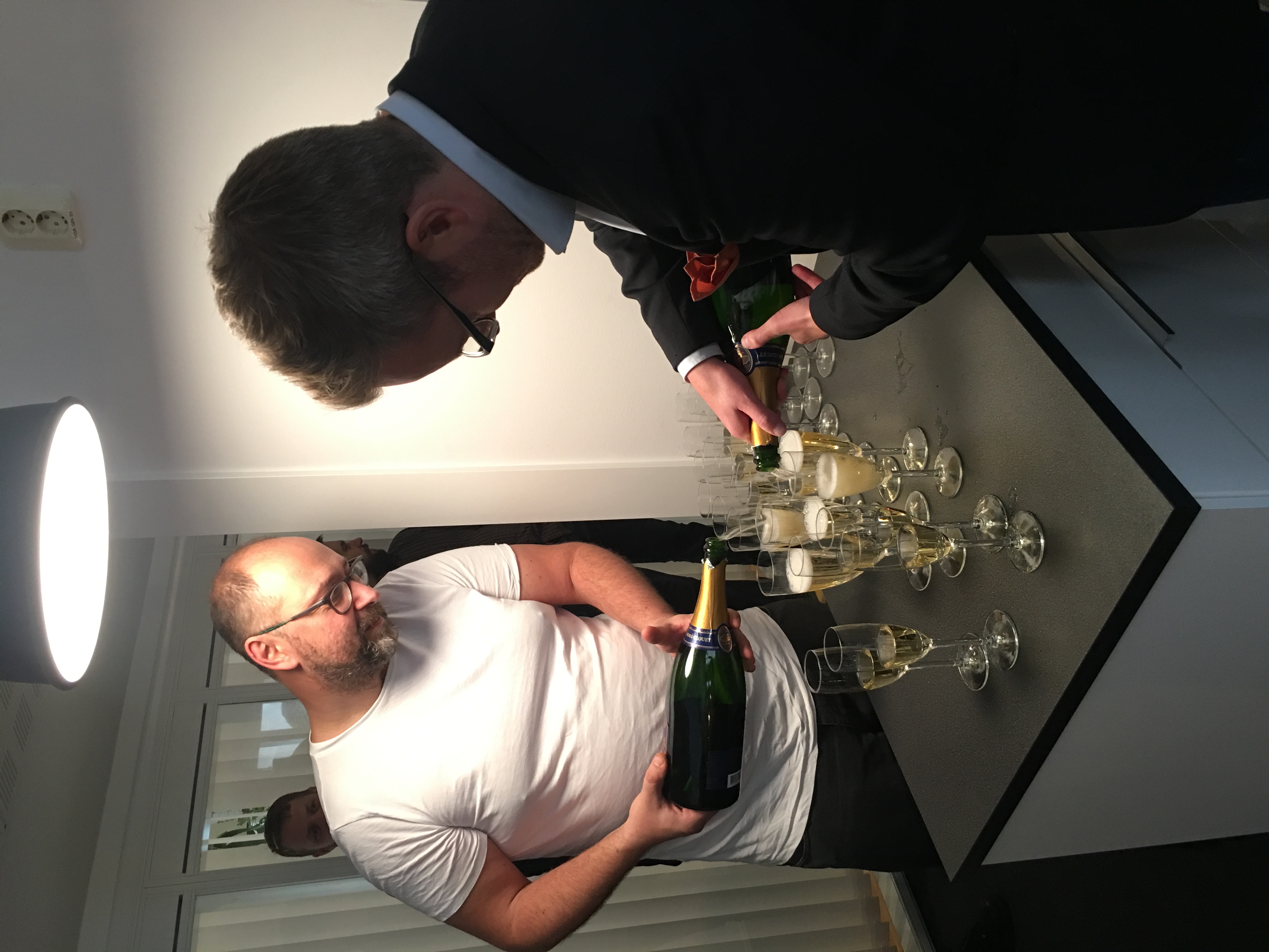 Bild #2 - Springworks