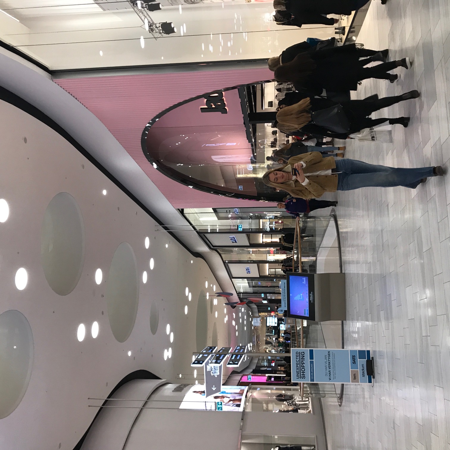 Bild #2 - We Hunt For Heads